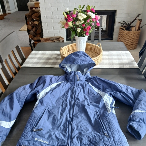 Womans Columbia Coat Excellent Condition Large - Picture 1 of 5